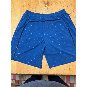 Lululemon Mens Pace Breaker Shorts Size XL 9" Inseam Lined Abstract Print